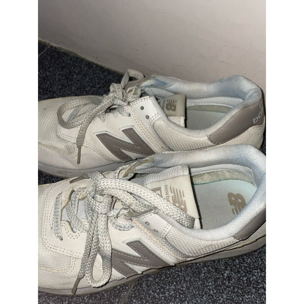 PRELOVED NEW BALANCE 574 ORIGINAL SIZE 42,5