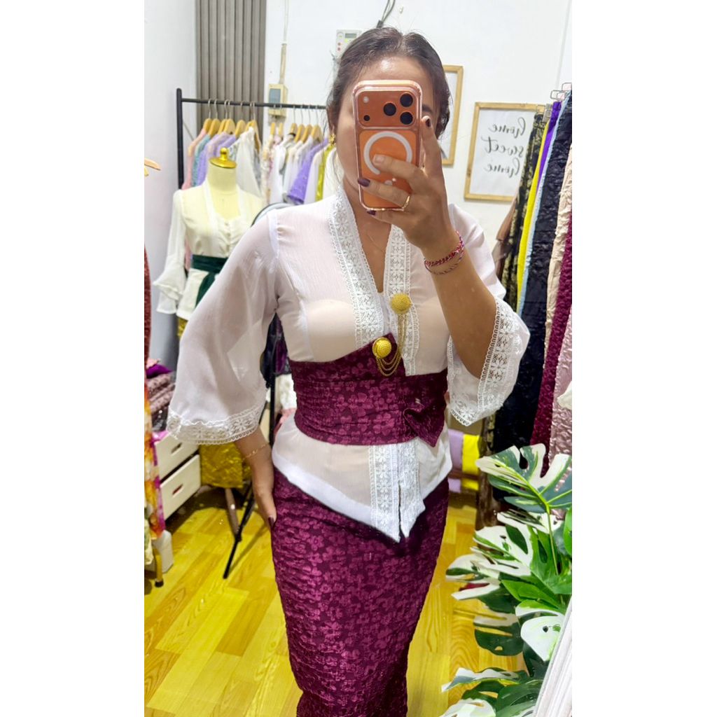 Nirmala Kebaya/ Kebaya jadi Putih/ Kebaya jadi sembahyang/Kebaya Putih