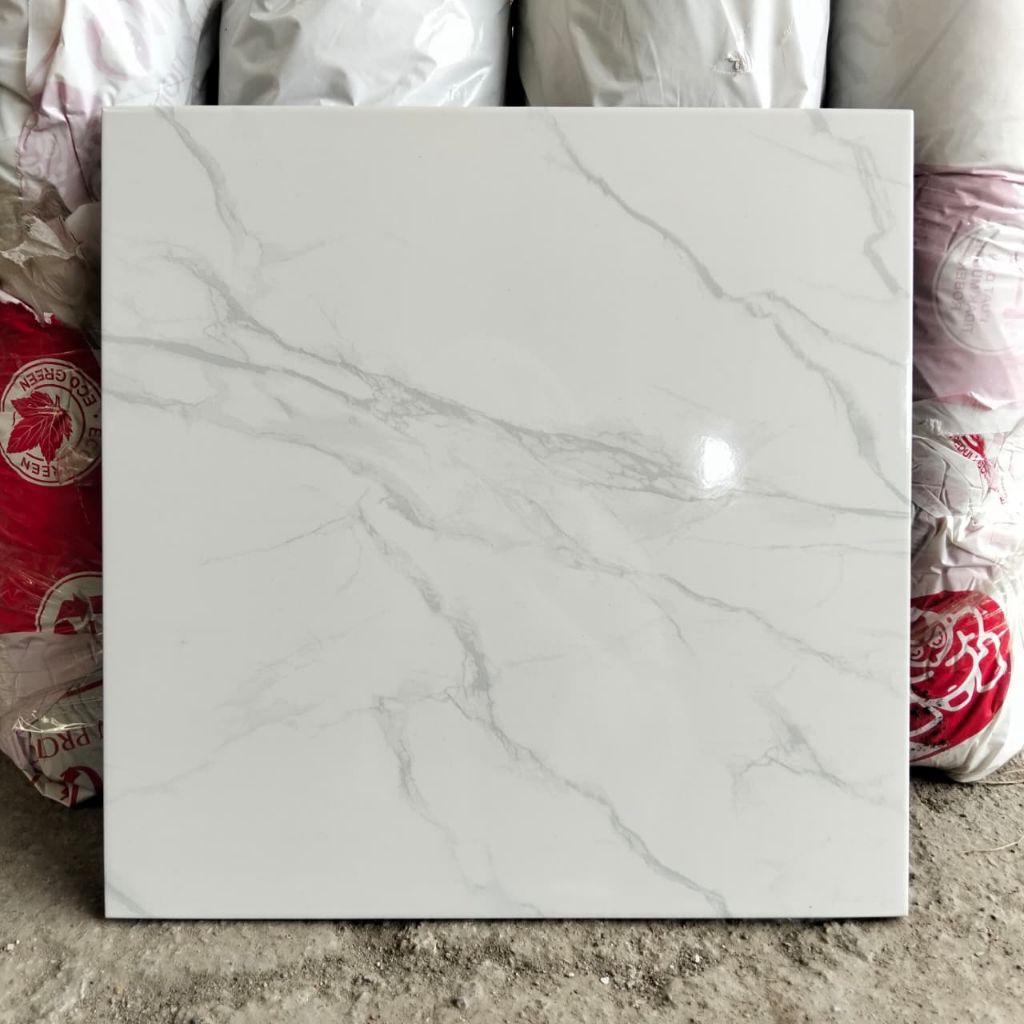 keramik 40x40 putih motif carara (glossy)/ keramik lantai ruangan/ keramik motif salur/ keramik cara
