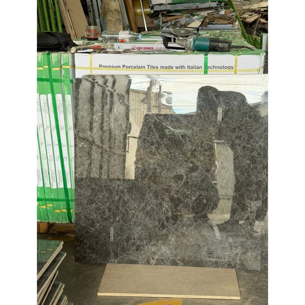 Keramik Granit HT Sunpower 80x80 emperador oscuro