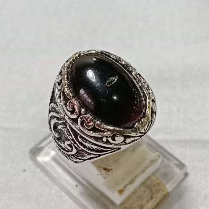 Natural cincin batu yaman combong
