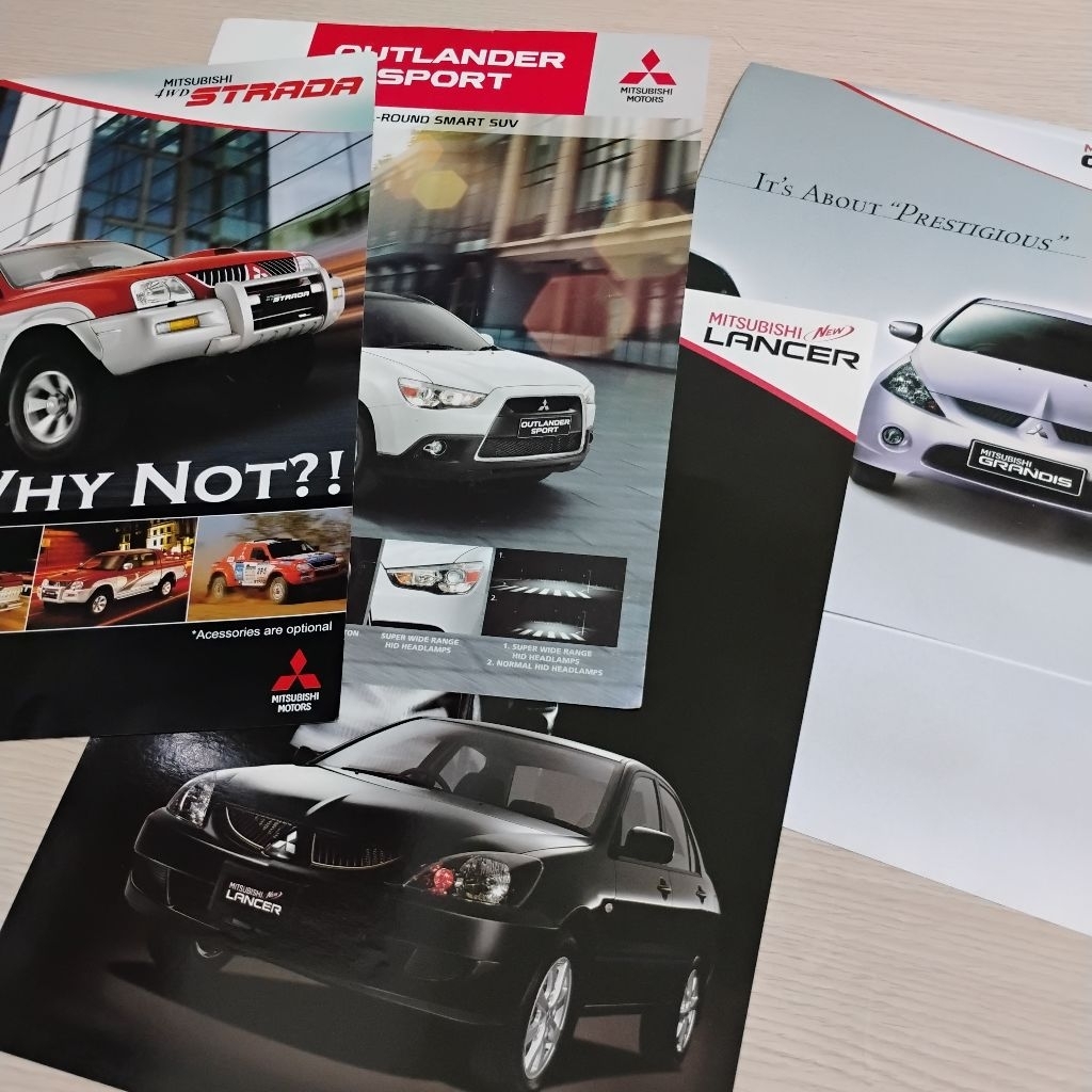 Brosur Flyer Mitsubishi Strada Lancer Grandis Outlander