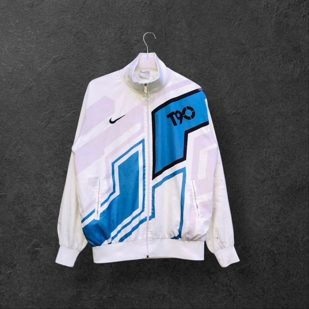 Tracktop Nike T90