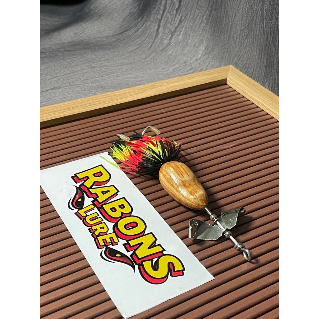 Sleter buzzbait single propeller Rabbons lure