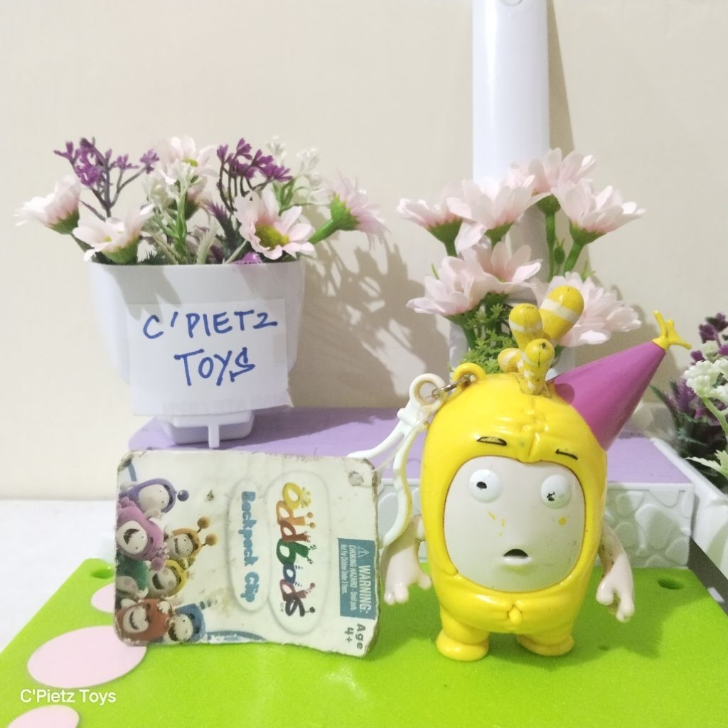 Gantungan Kunci Figure Yellow OddBods Backpack Clip (On) (Second/Preloved)