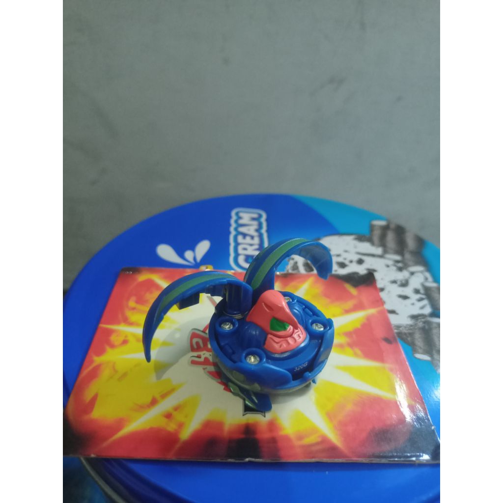 Bakugan ravenoid aquos