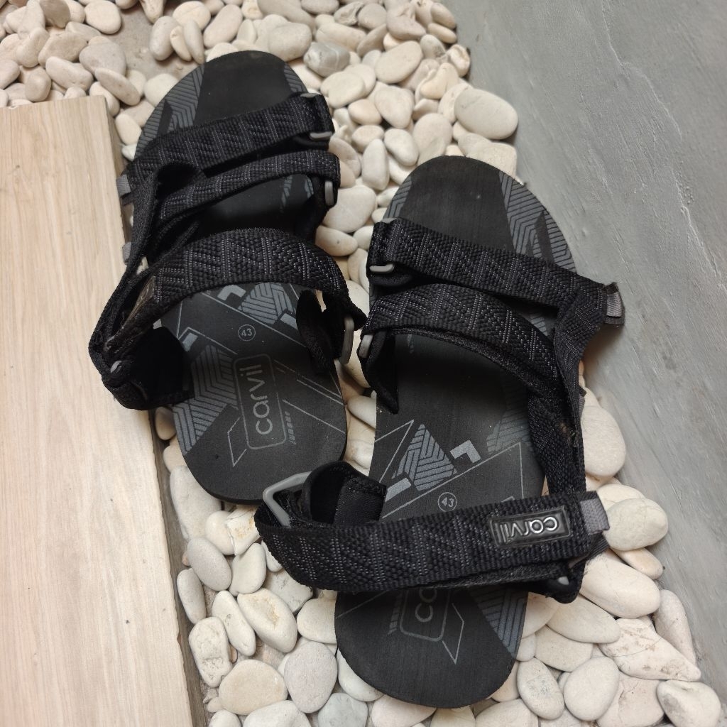 sandal gunung carvil preloved