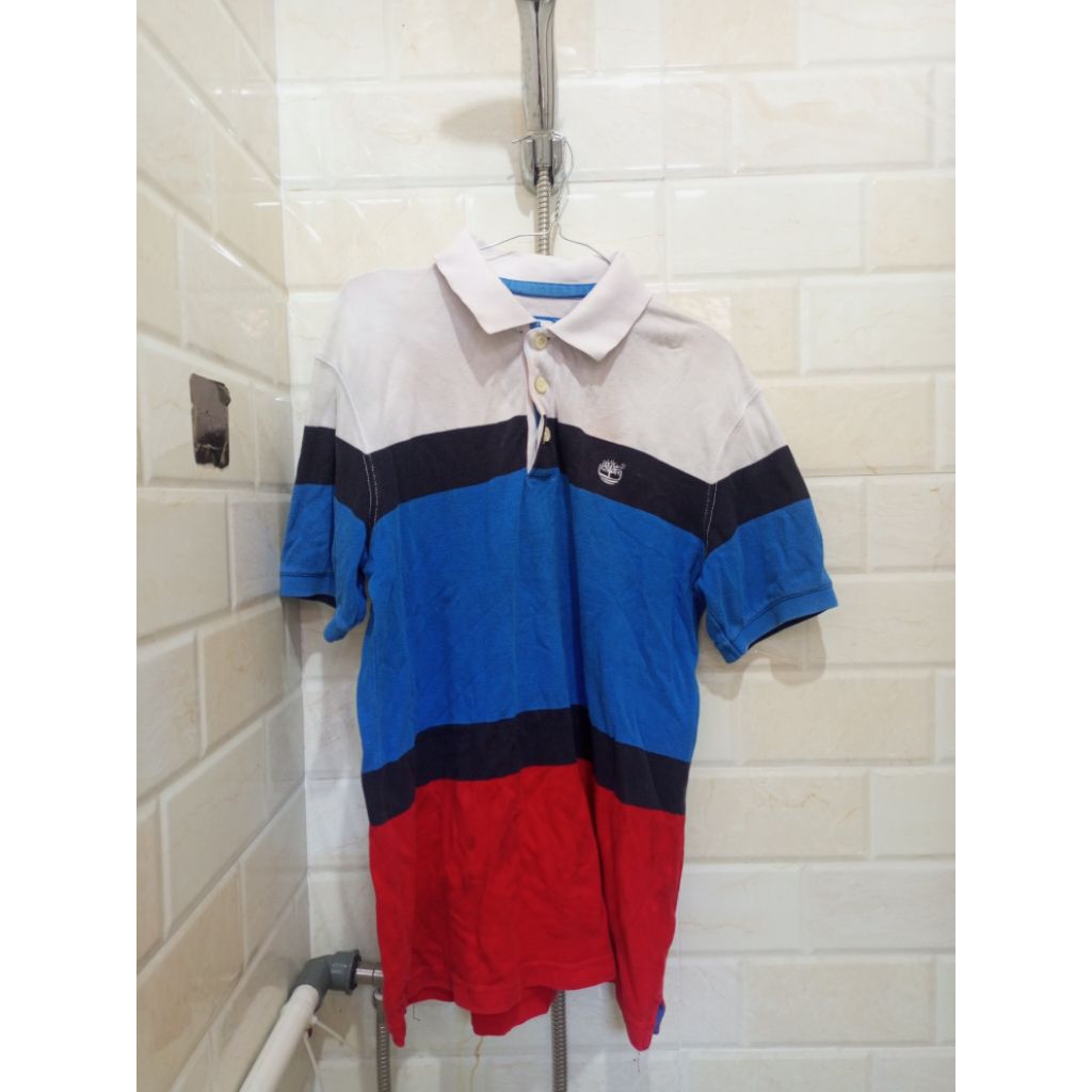 kaos kerah Timberland salur ada minus turun warna