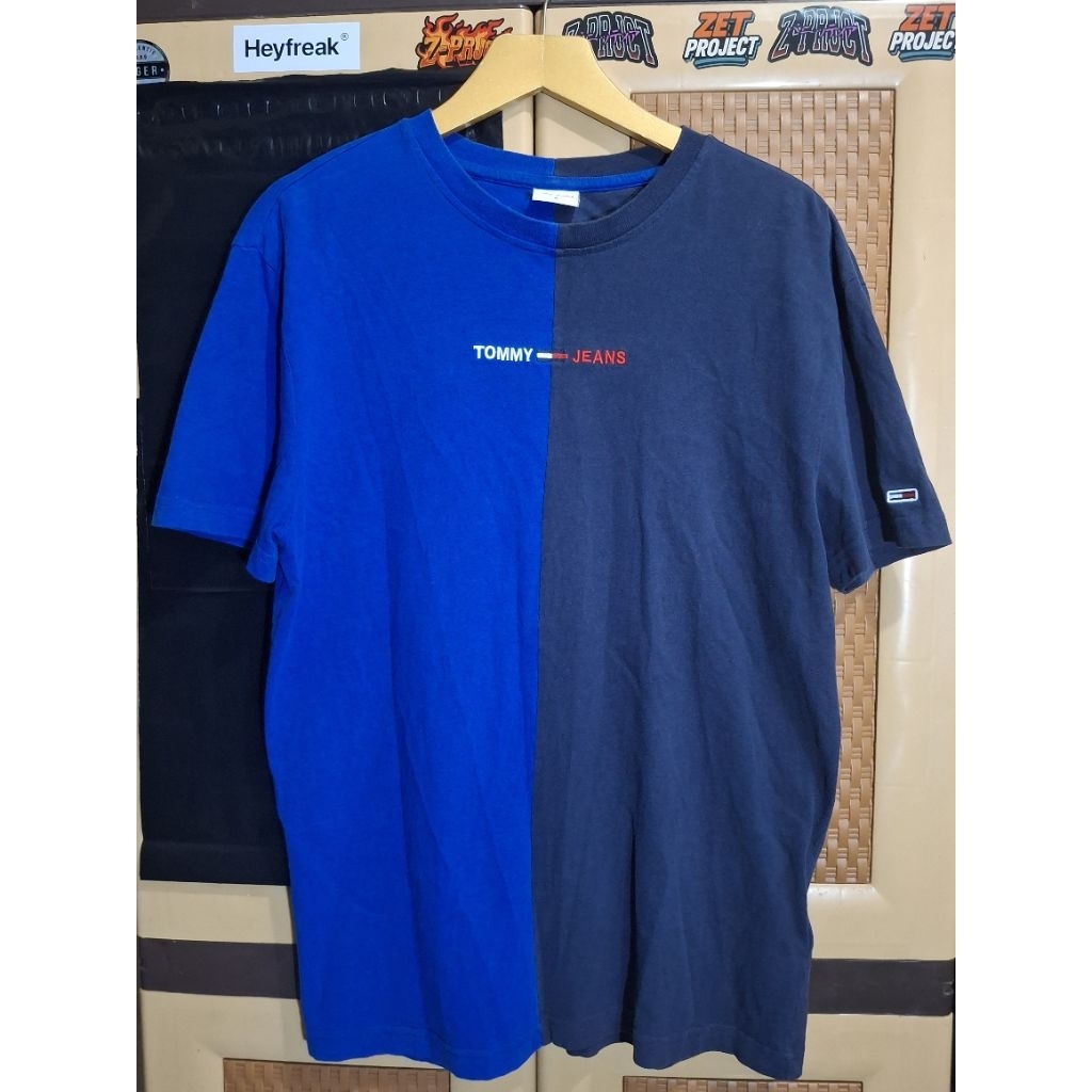 Tshirt / Kaos Tommy Hilfiger - Bekas Second