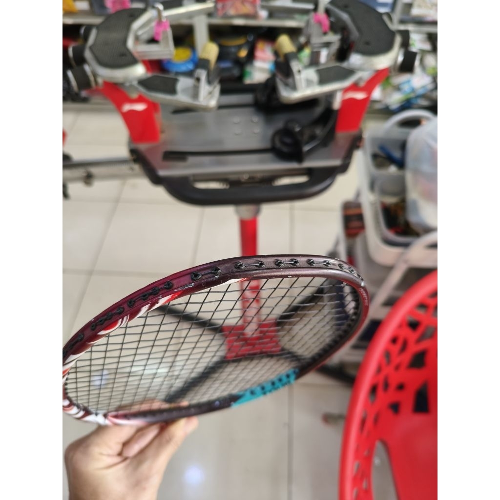 Raket Yonex Astrox 100 Tour 4U5 Original Kondisi Bekas