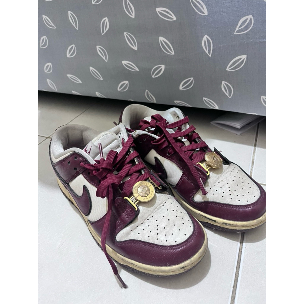 nike dunk low sail team red womens second size 38.5