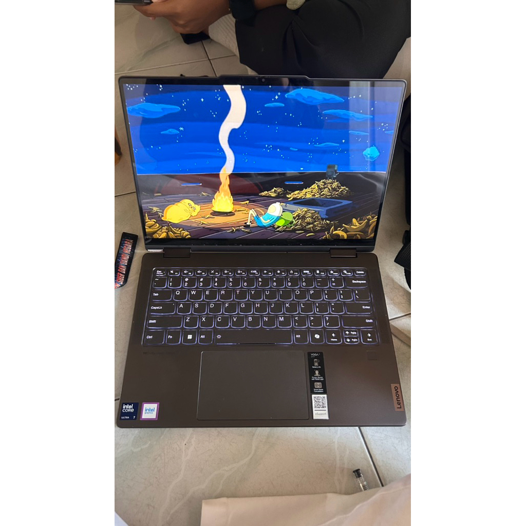 Lenovo Yoga 7 2in1 Touchscreen 16/1 TB Ultra 7 second