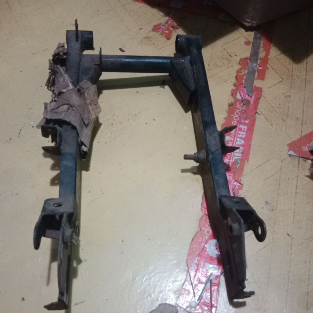 swing arm yamaha alfa