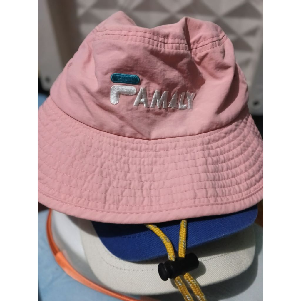 bucket anak fila