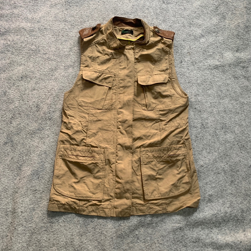 JACKET ROMPI CEWEK BRAND STILE BENETTON