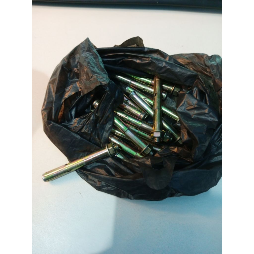 dynabolt borongan 15pcs ukuran m6 panjang 7cm