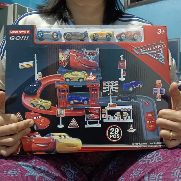 Parking Cars Mc Queen MAINAN TRACK PARKING GARAGE CARS SET