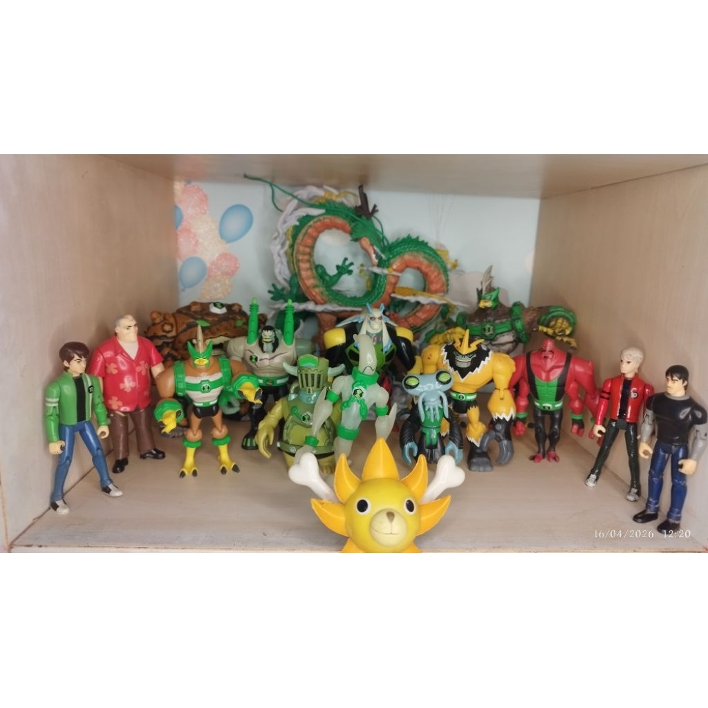 Ben 10 No 3 Figure Ben 10 Alien Force