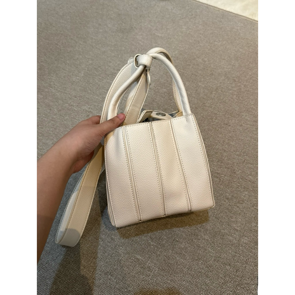 [PRELOVED] TAS DIKAU - MILANO BAG