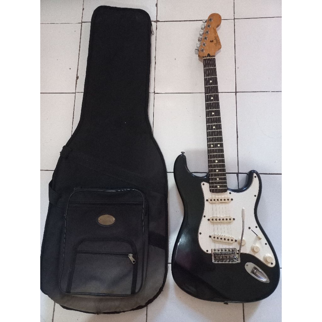 gitar merk fender stratocaster std series asli original made im mexico