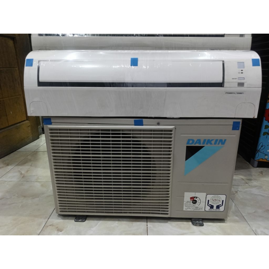 AC second Daikin 1 pk