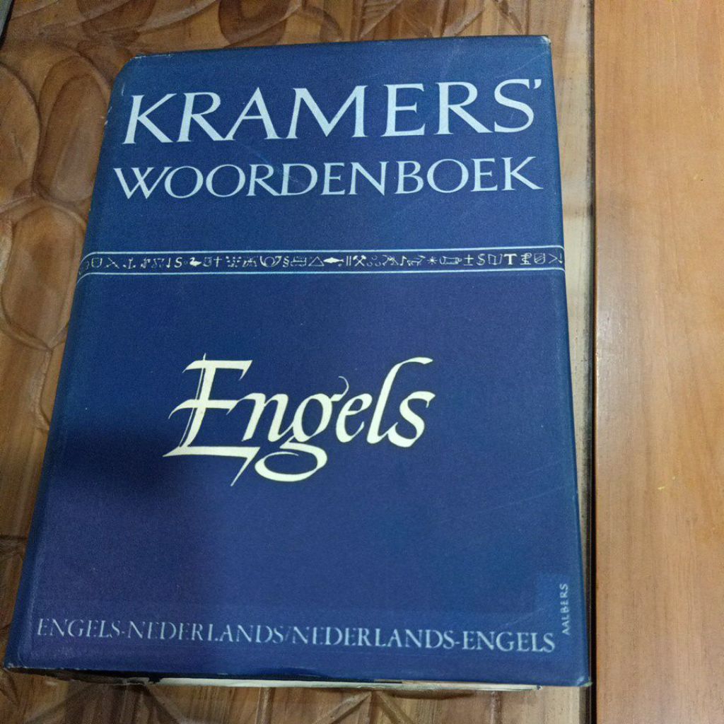 buku kamus KRAMERS WOORDENBOEK ,ENGELS - NEDERLANDS / NEDERLANDS -ANGELS