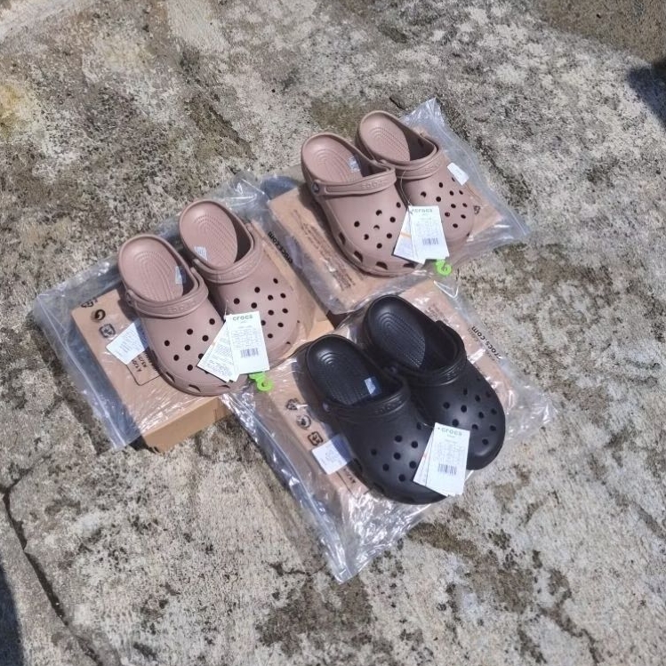 Sandal Cross  Sandal Classis Cross  Sandal karet anti air Pria Wanita