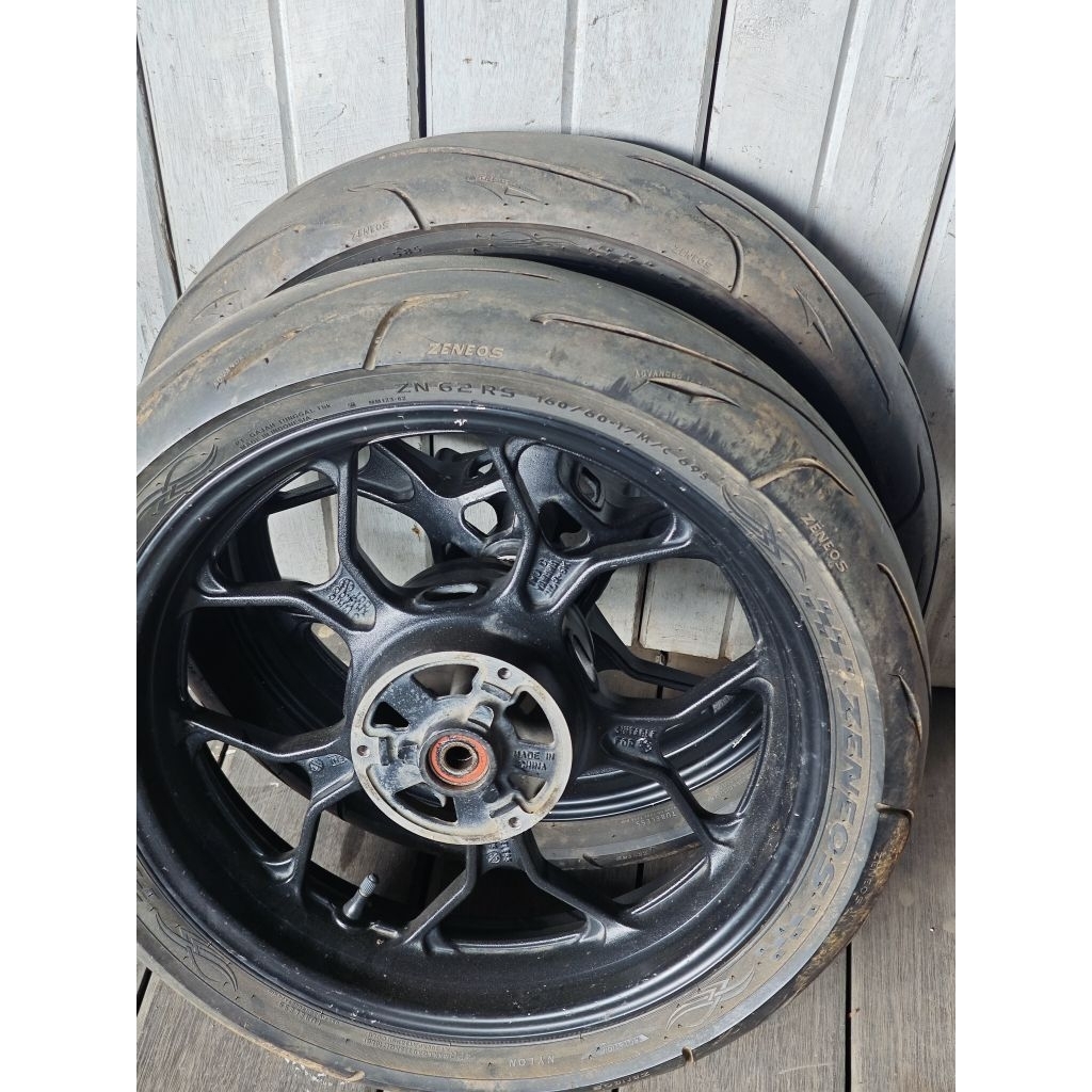 velg yamaha r25/mt25