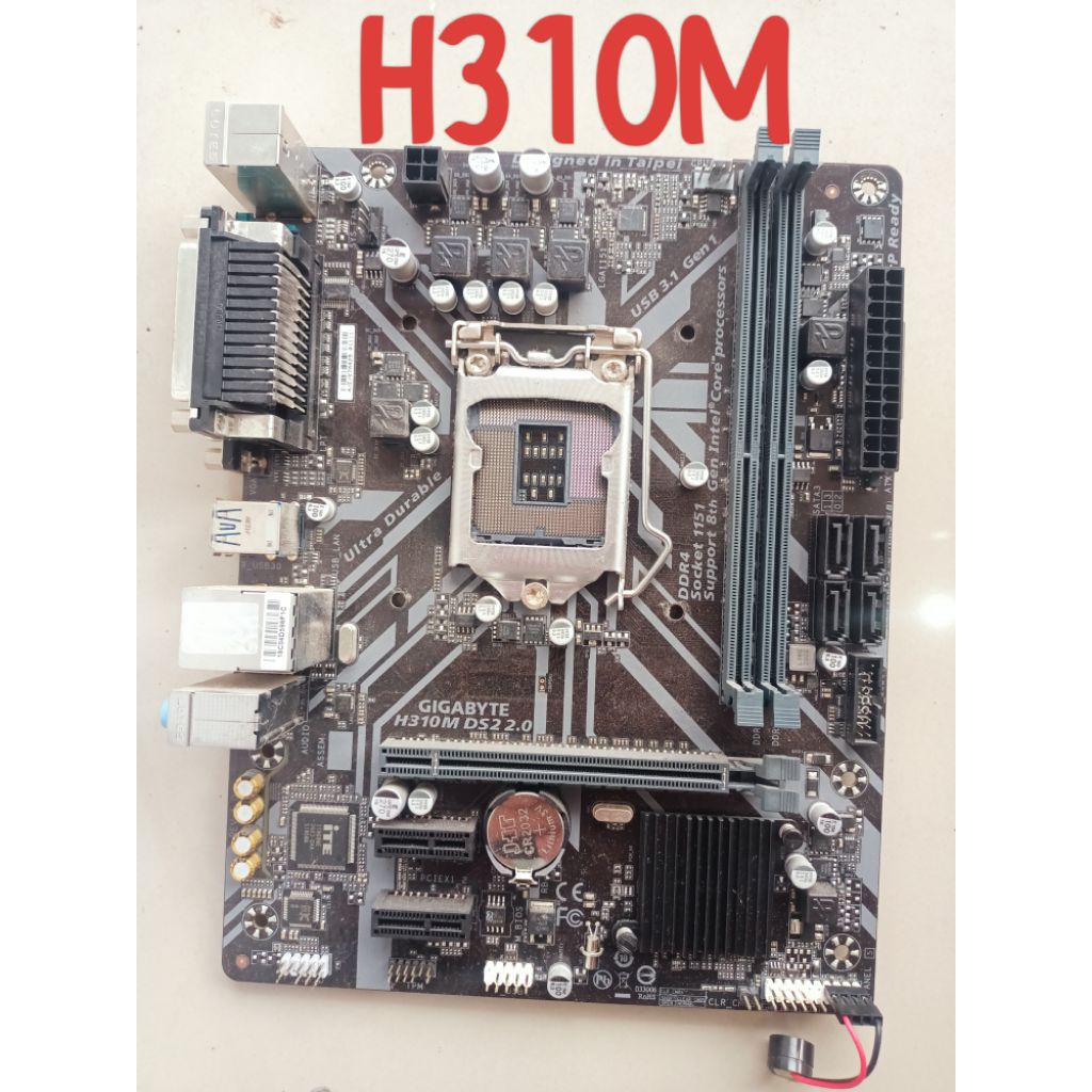 Motherboard / Mobo H310M / H110M / Proc i3-6100/7100/8100 i5-6500 Ram DDR4 8GB / 4GB