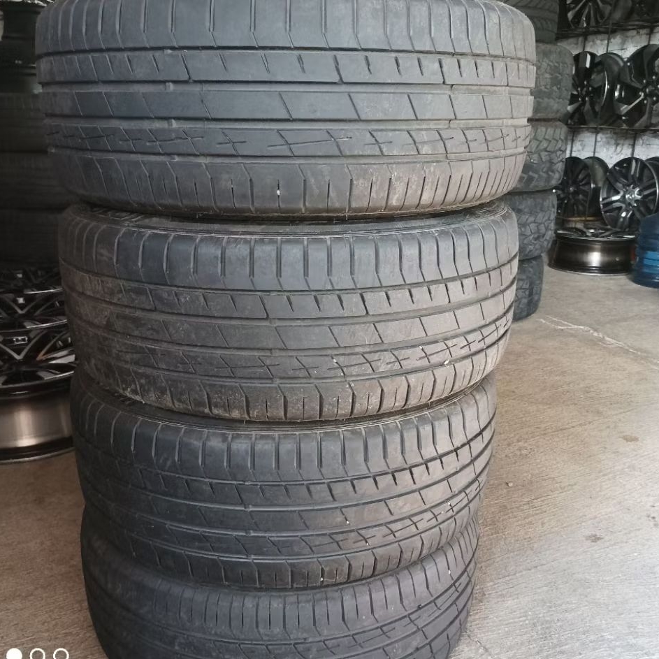 ban 235/55 r18 accelera iota