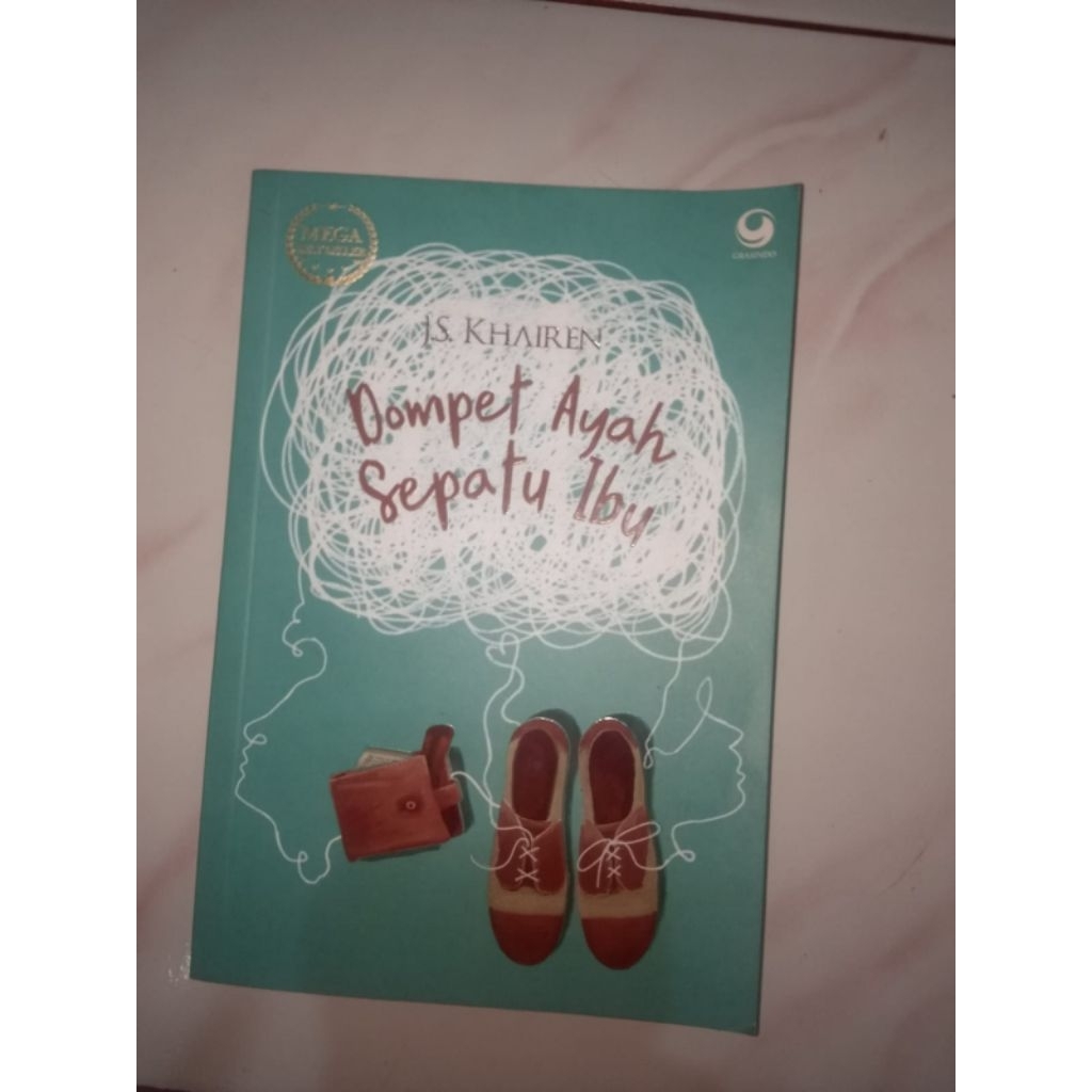 NOVEL DOMPET AYAH SEPATU IBU