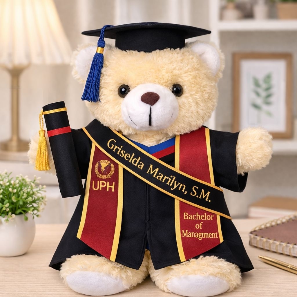 Boneka Wisuda UPH Universitas Pelita Harapan UNPAD Universitas Padjajaran Custom Nama | Kado Wisuda 