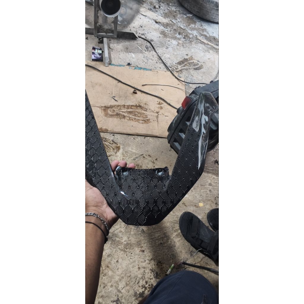 ​Dasi Depan PCX 160 2025 K1Y Carbon Kevlar Asli Glossy Garnish V Panel Front PnP