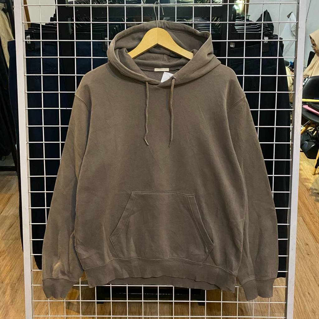 Gu Basic Hoodie #Hd2170