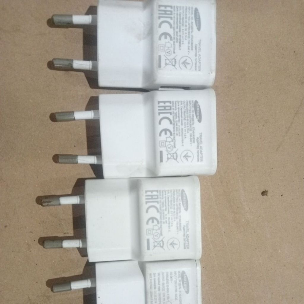 CHARGER SAMSUNG 1A BEKAS ORI BAWAAN HP