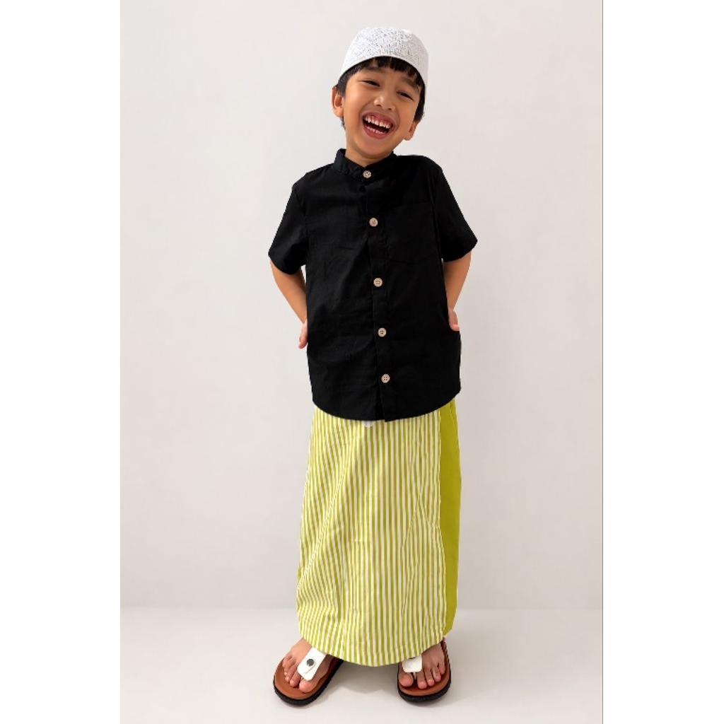 Celana Sarung Hijau Neon