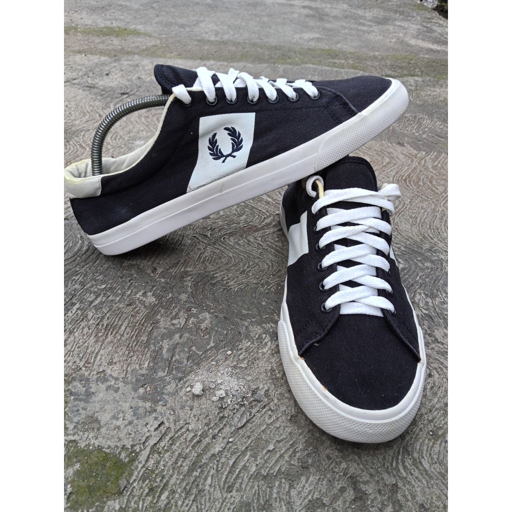 sepatu Fred Perry underspin sz 42 43 man woman denim