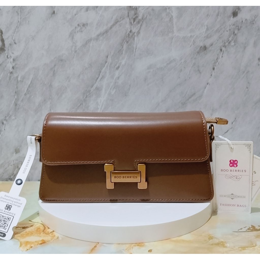 TAS SELEMPANG WANITA IMPORT BOOBERRIES LOGO H