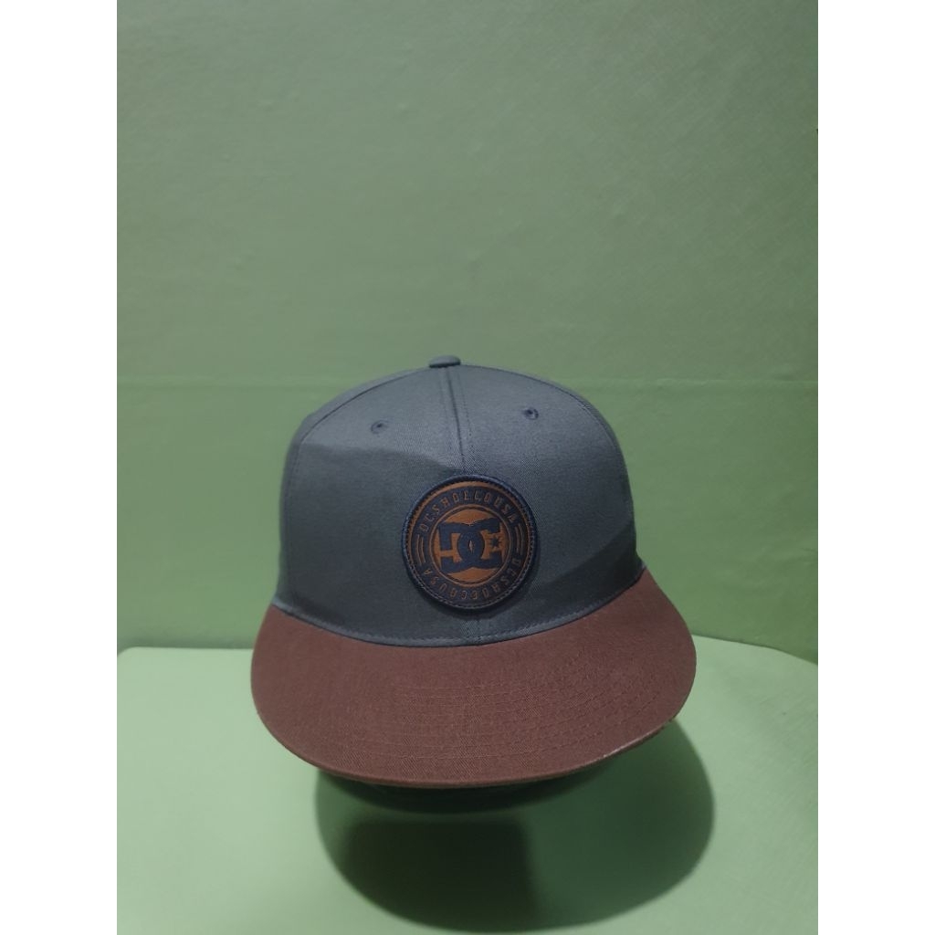 Topi DC