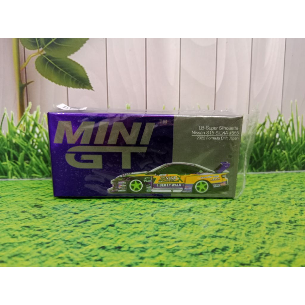 Mini GT S15 LBWK Ungu ( Unsealed)