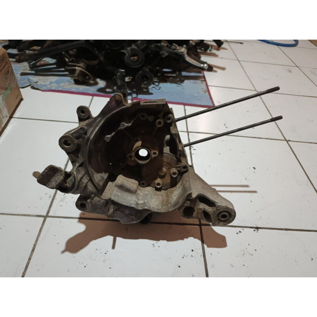 Krengkes rengkes kalter crankcase kanan Beat karbu scoopy karbu original copotan