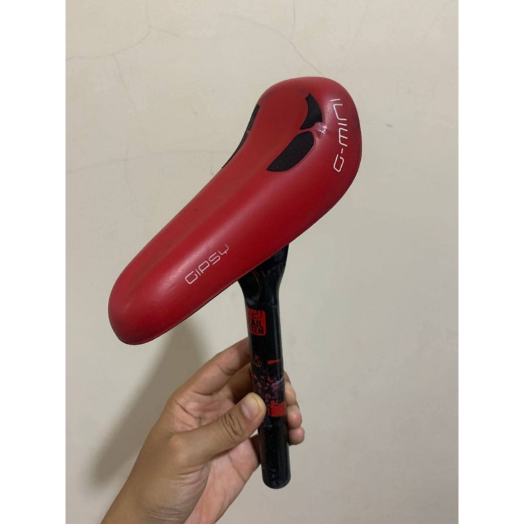preloved/second/bekas.sadle G- mini + adaptor.pushbike