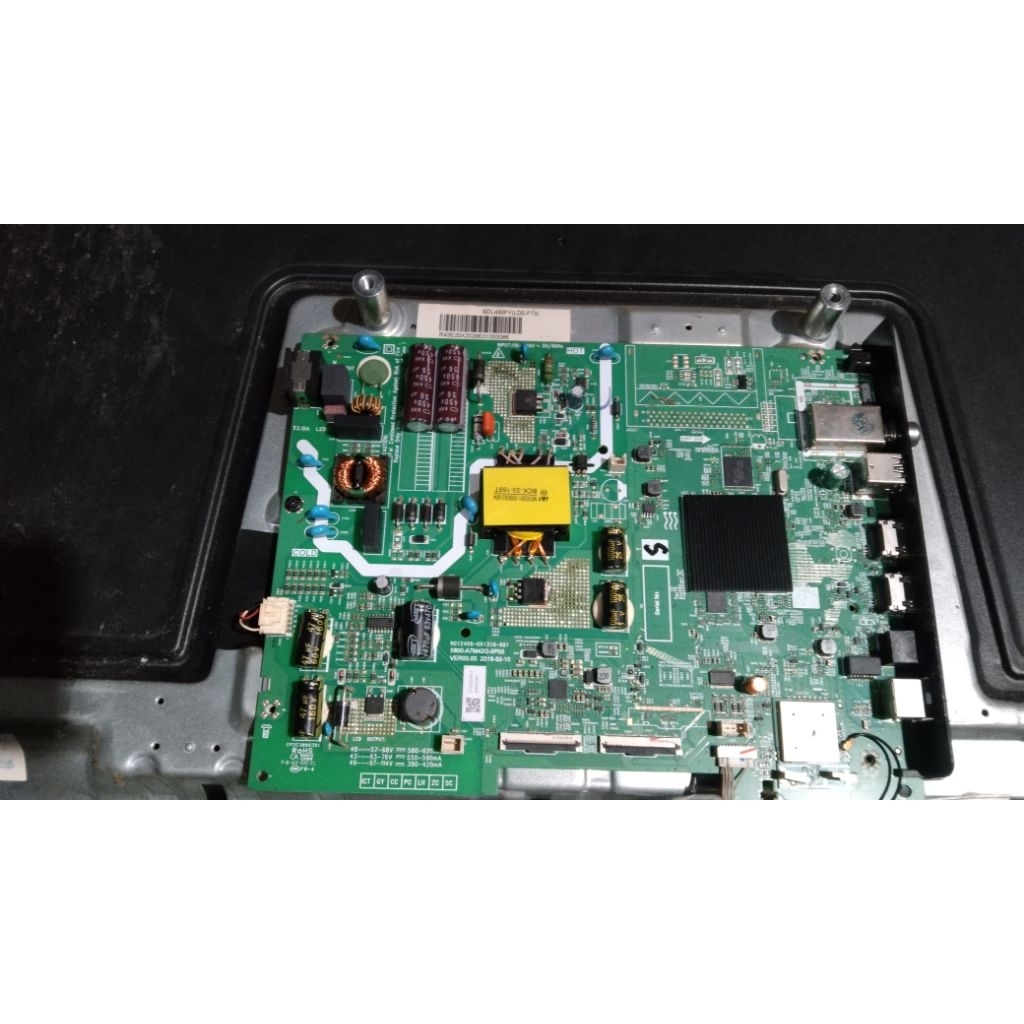 MAINBOARD COOCAA 43TB7000 MATI INDIKATOR MELOLOK MB TV COOCAA 43TB7000 MAINBOARD 43TB7000