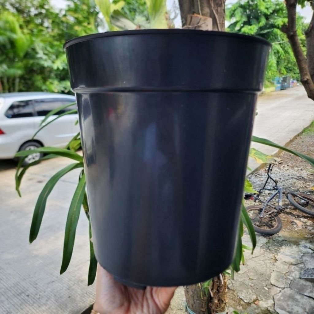 (1pcs) pot tanam ujb 25 (22cm),pot bunga tabung tinggi polos murah bagus elegan