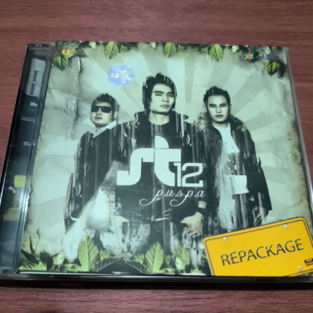 CD Musik ST 12 puspa