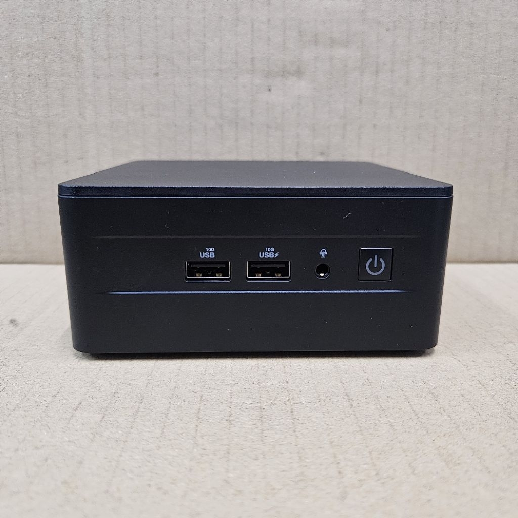 Pc Mini Intel Nuc Asus Core i5-1340P Ram 16Gb Ssd 500Gb Nvme