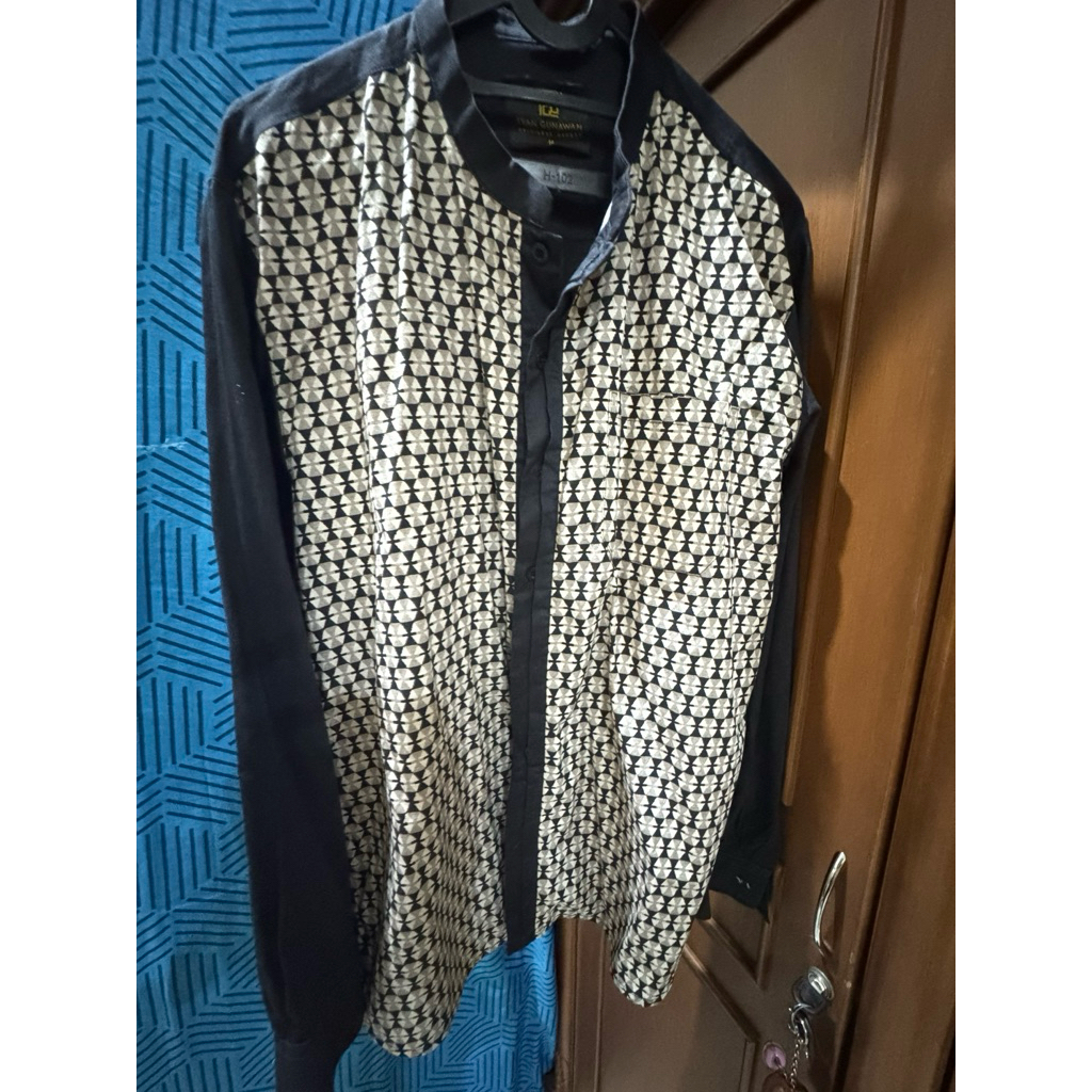 Preloved baju koko Ivan Gunawan
