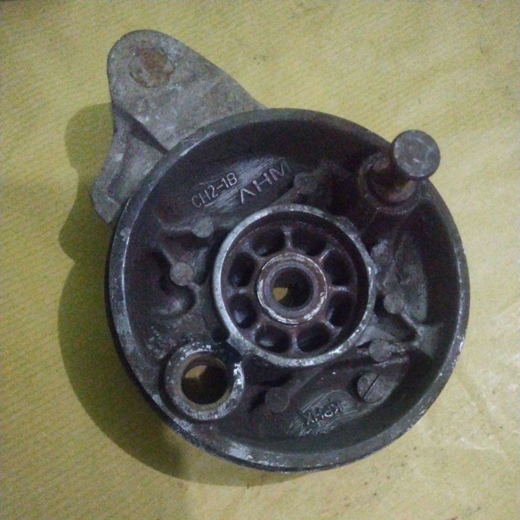 Tutup tromol belakang tromol honda Supra 125 Fit Box Revo ori copotan motor