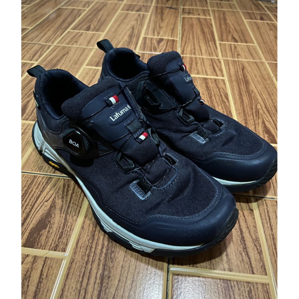Sepatu Hiking Lafuma