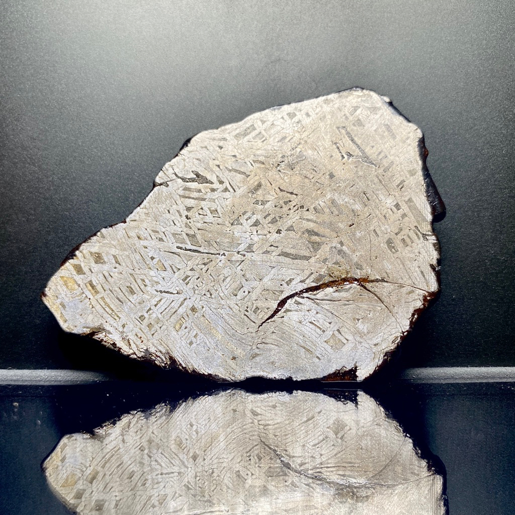 Aletai Iron Meteorite - Meteorite besi aletai - 108 gram